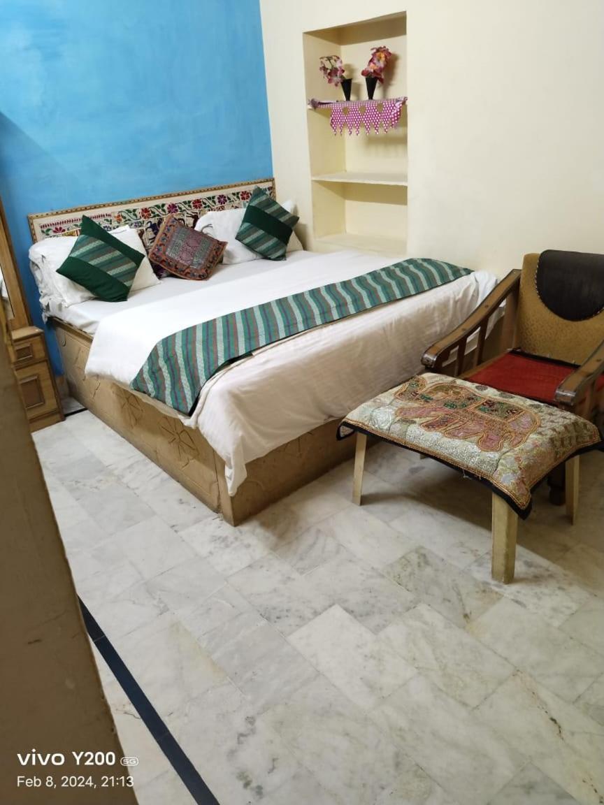 Neem Guest House 斋沙默尔 外观 照片