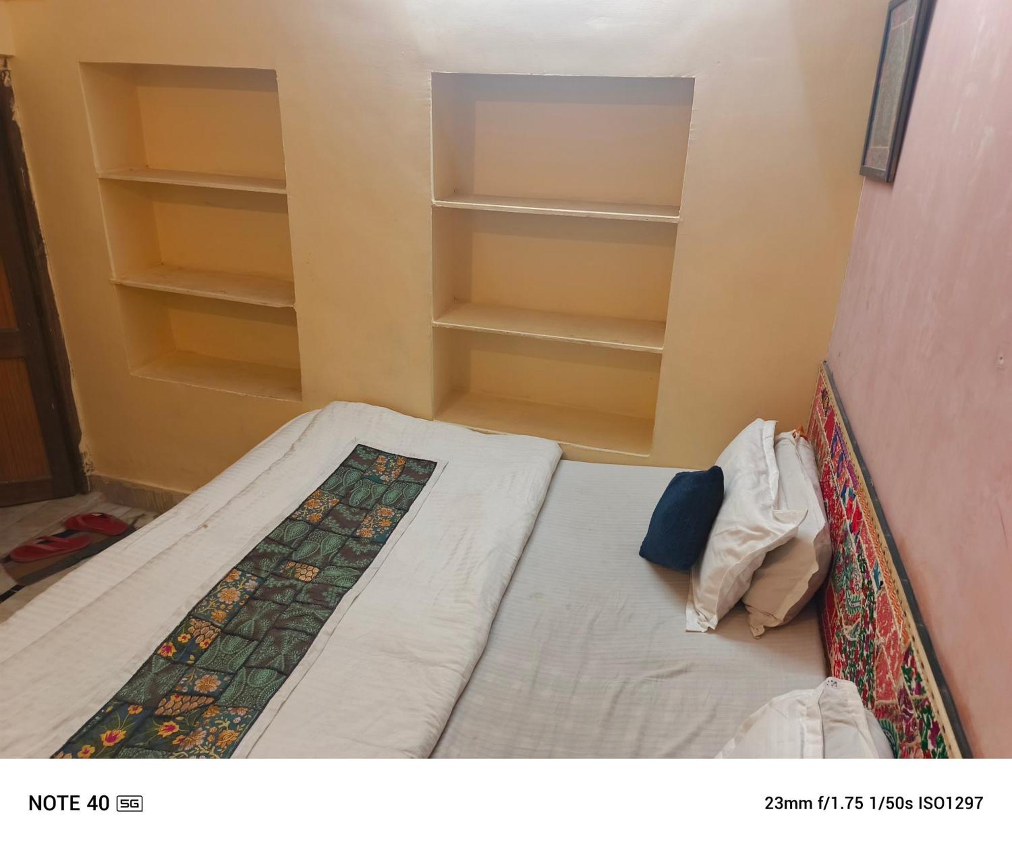 Neem Guest House 斋沙默尔 客房 照片