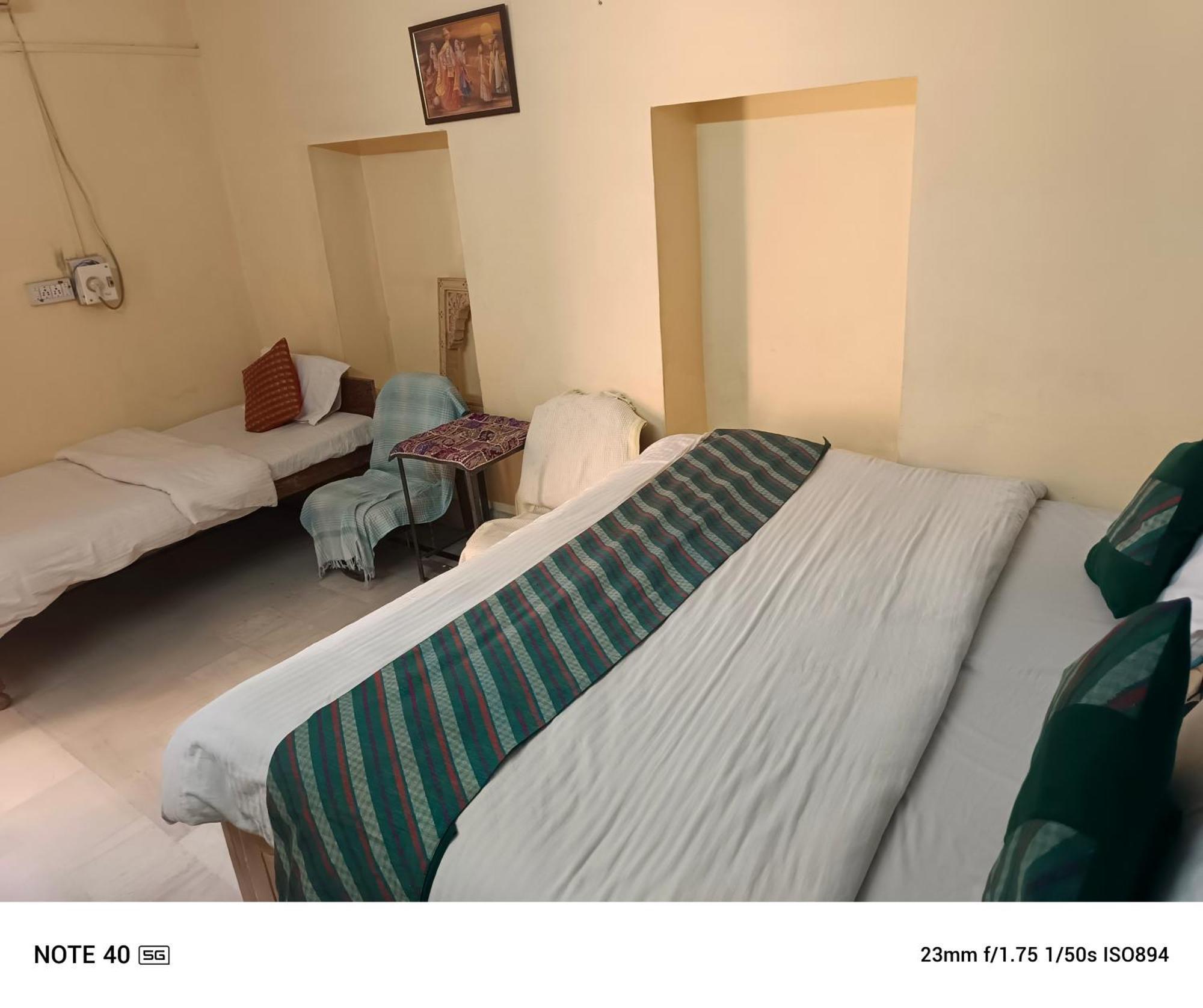 Neem Guest House 斋沙默尔 客房 照片