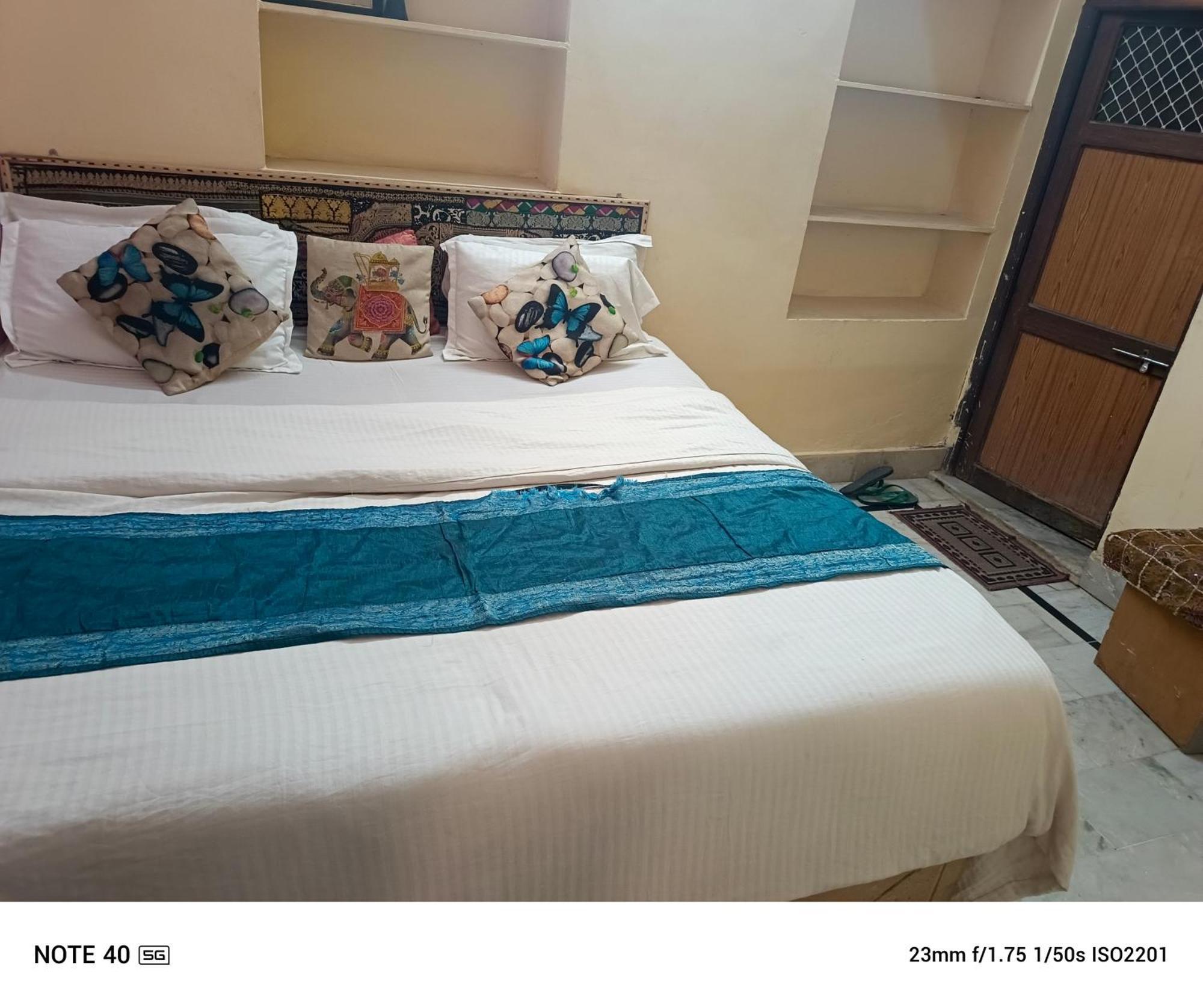 Neem Guest House 斋沙默尔 外观 照片